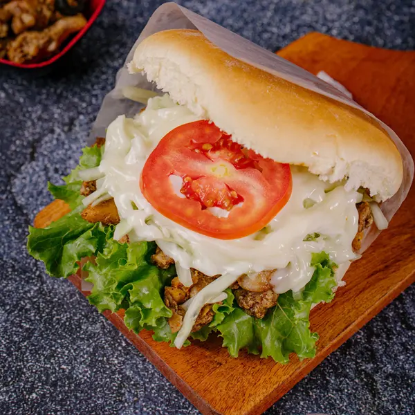 Chicken Bun Shawarma